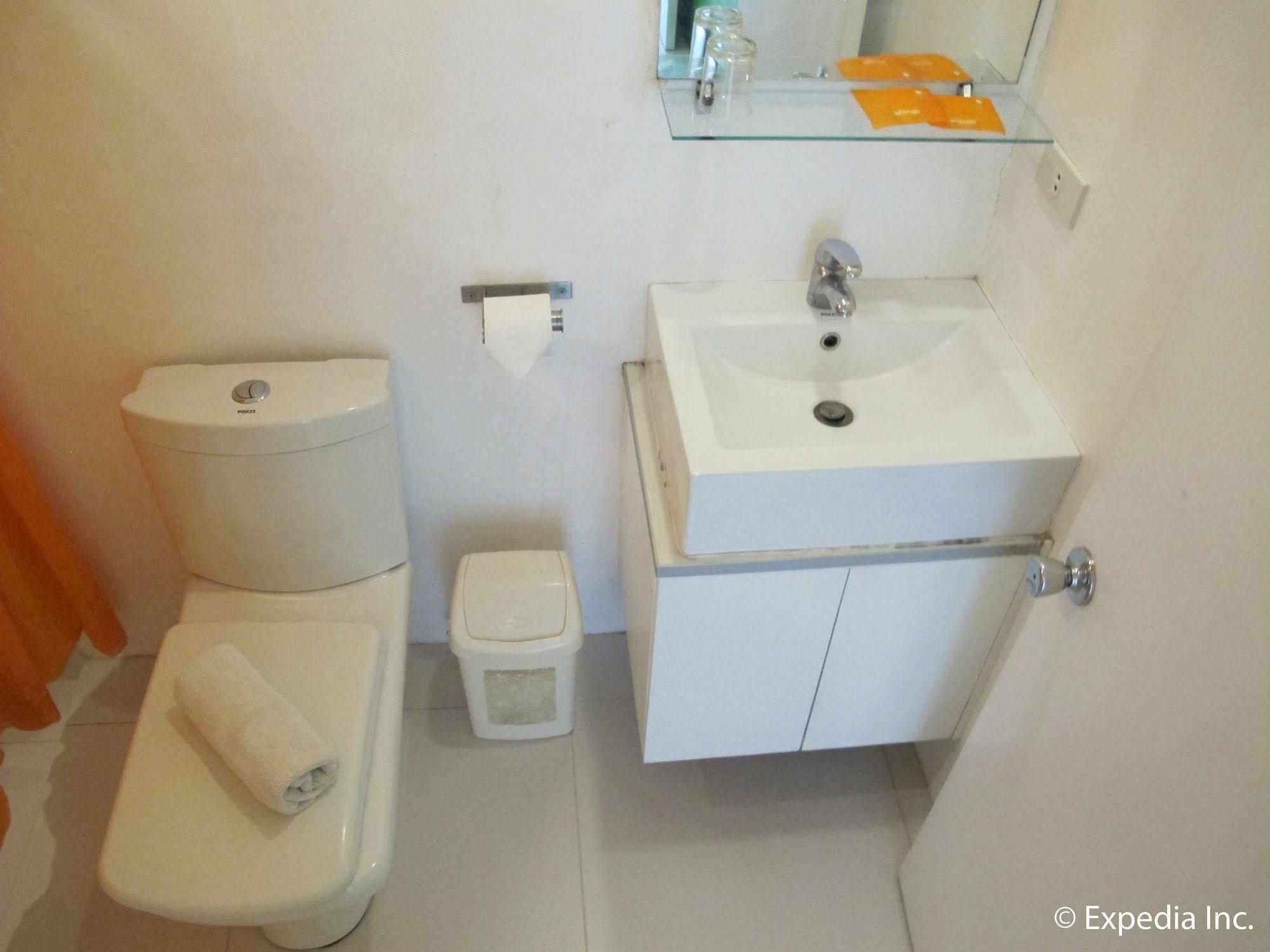 Islands - Uptown Hotel Cebu