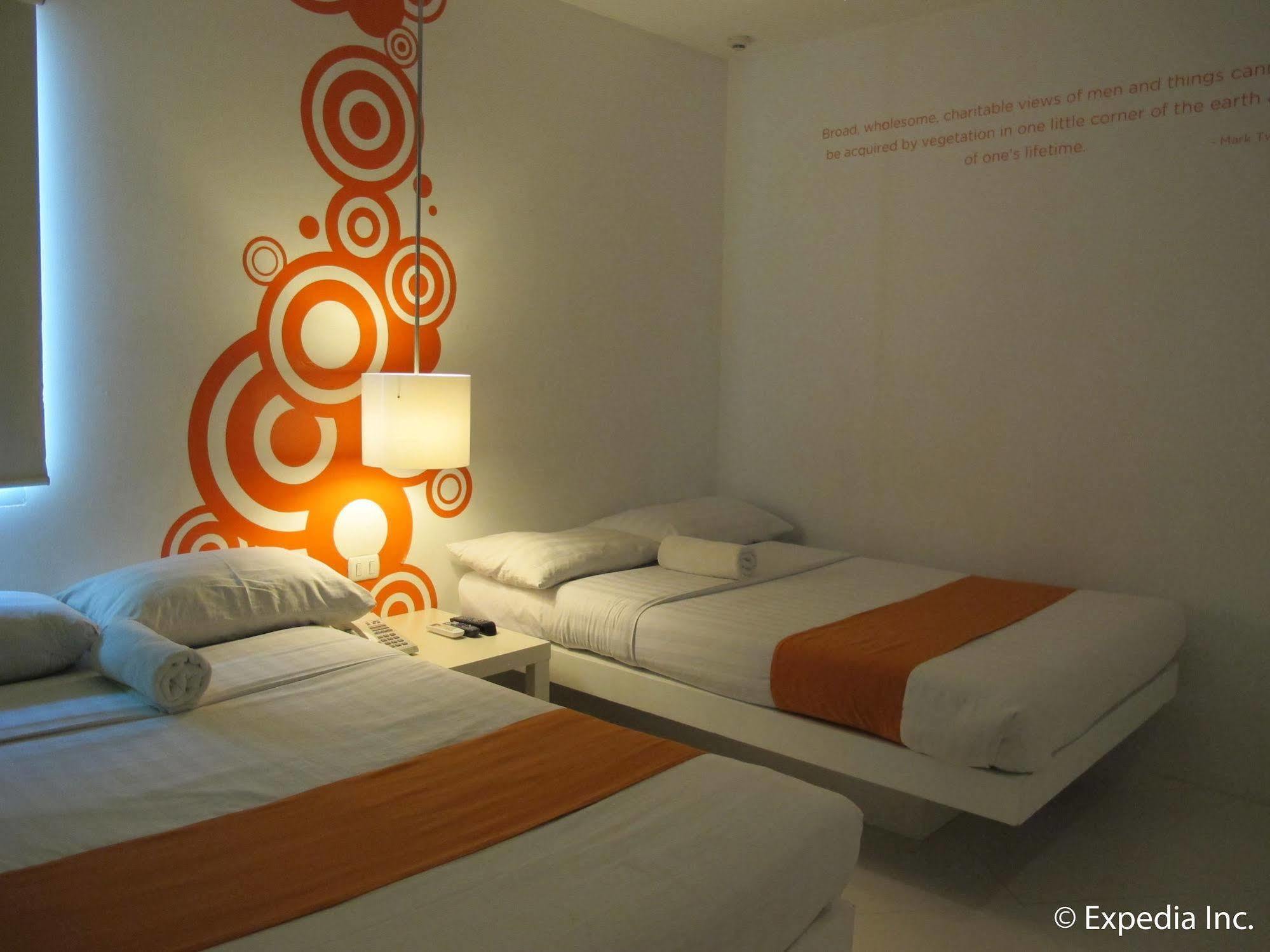 Islands - Uptown 2* Cebu
