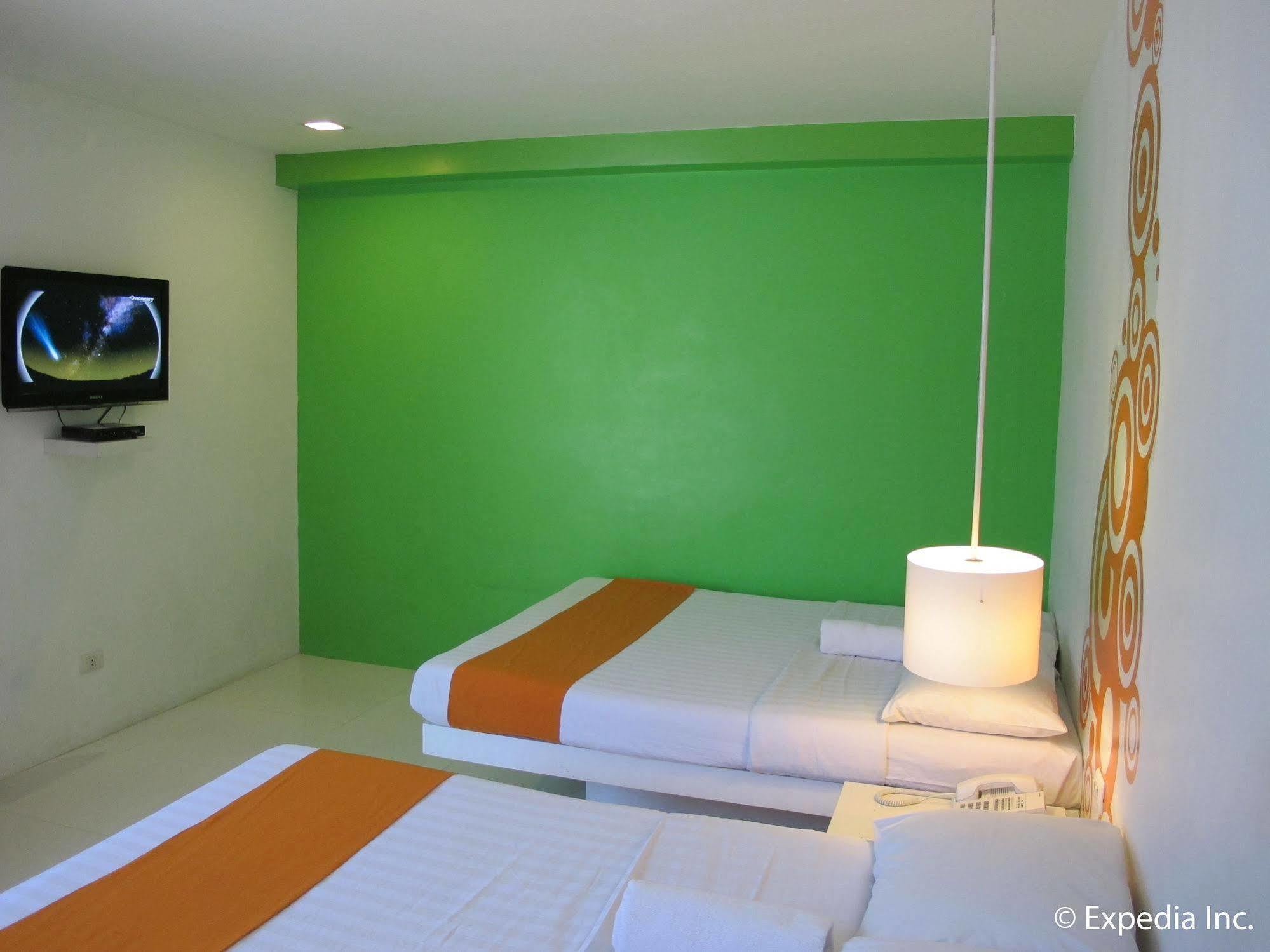 Islands - Uptown Hotel Cebu