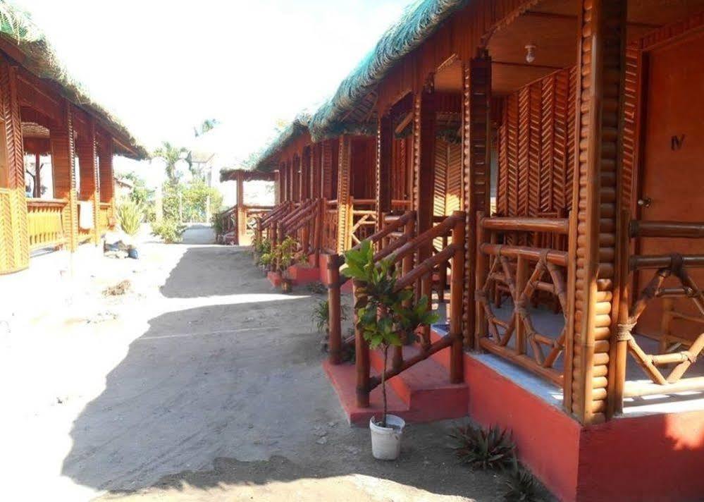 Pareja Tourist Inn