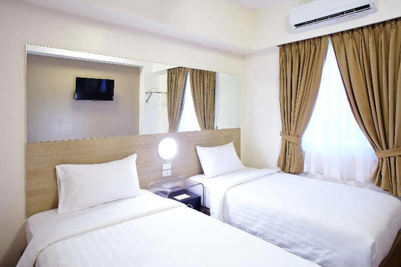 Red Planet 3* Cebu