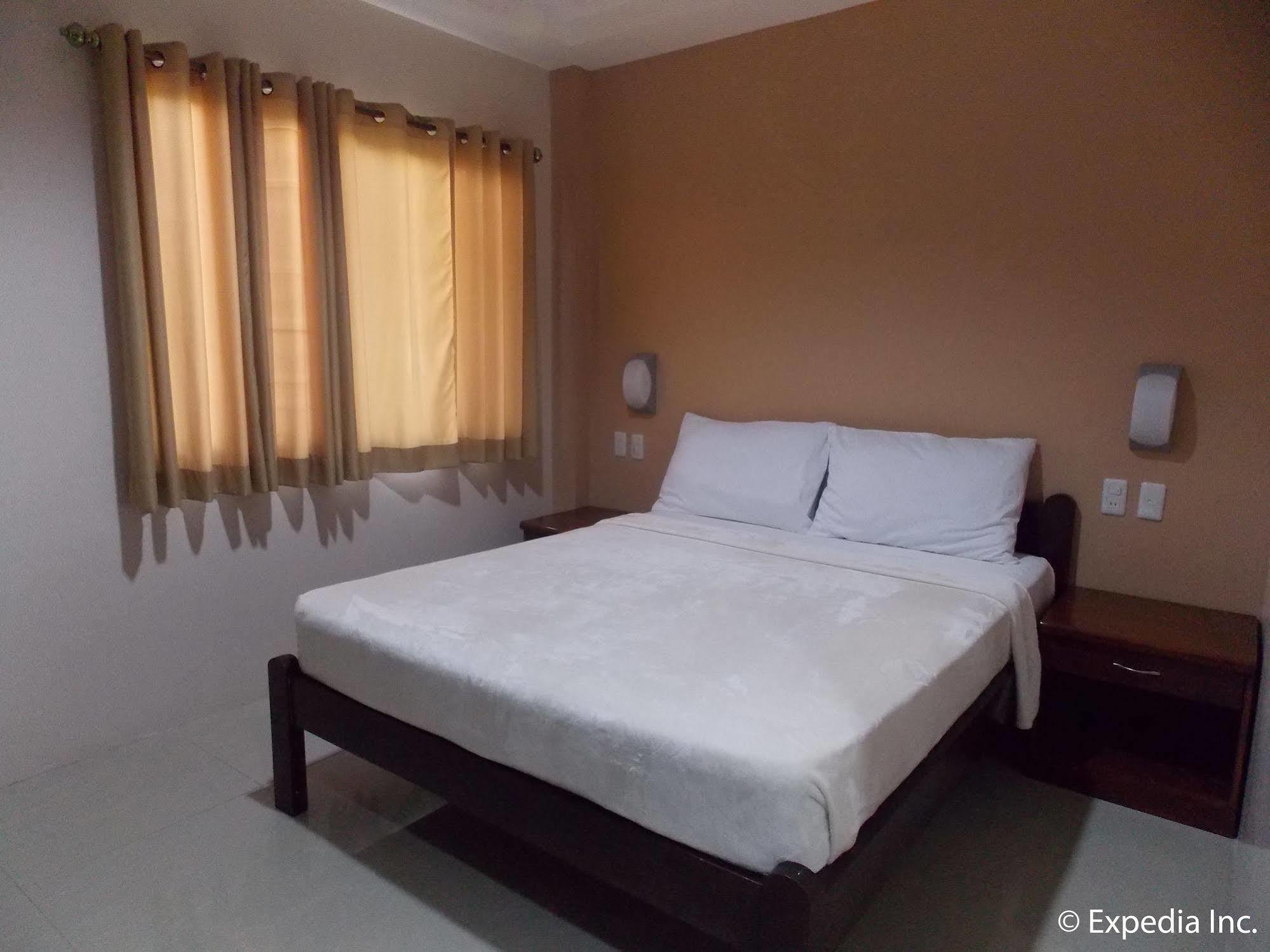 Sea Breeze Hotel Argao