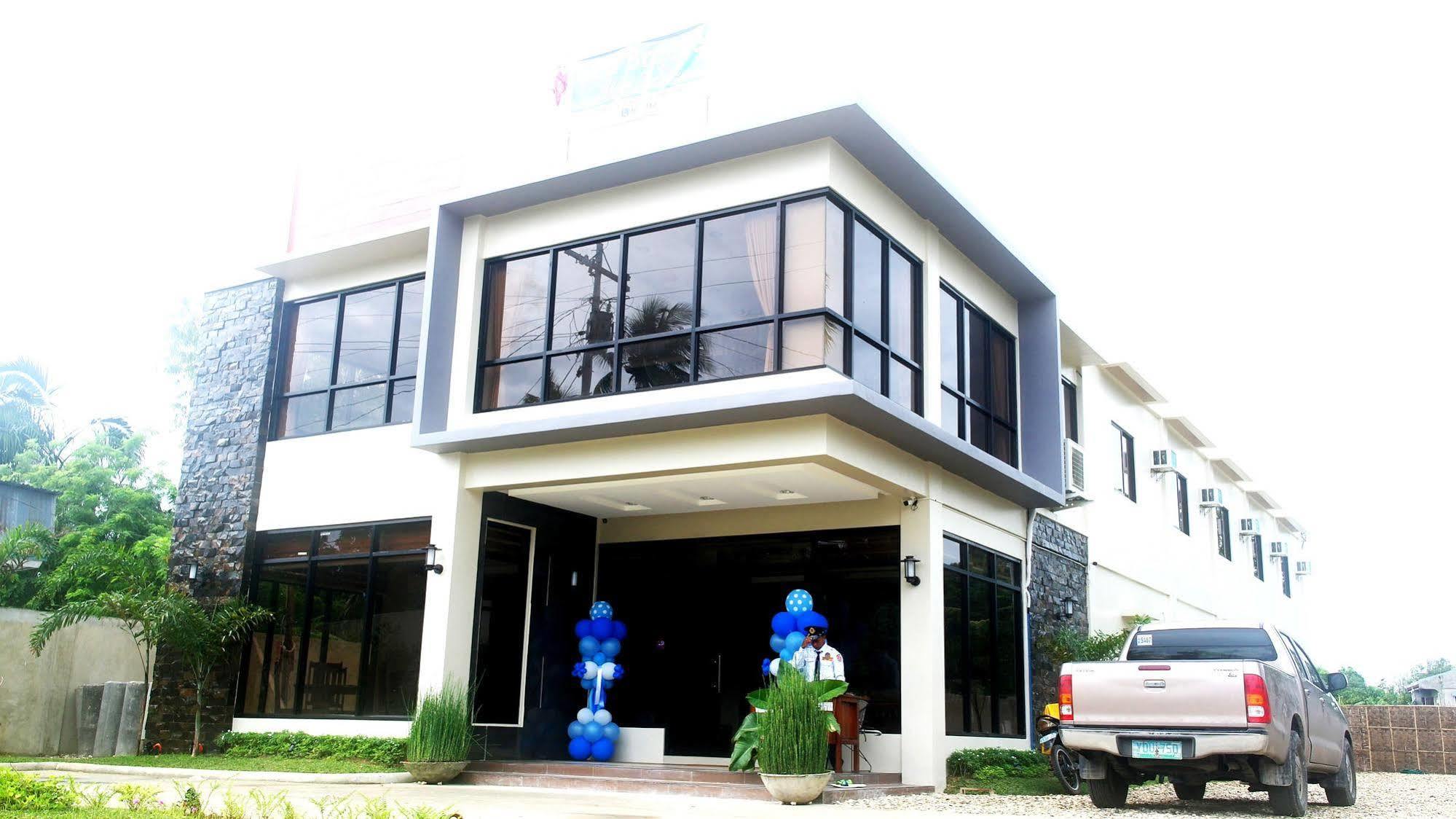 Hotel Sea Breeze 3*