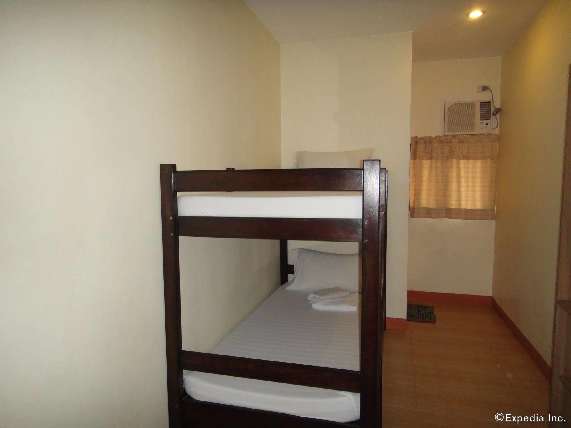 Hotel Anri House