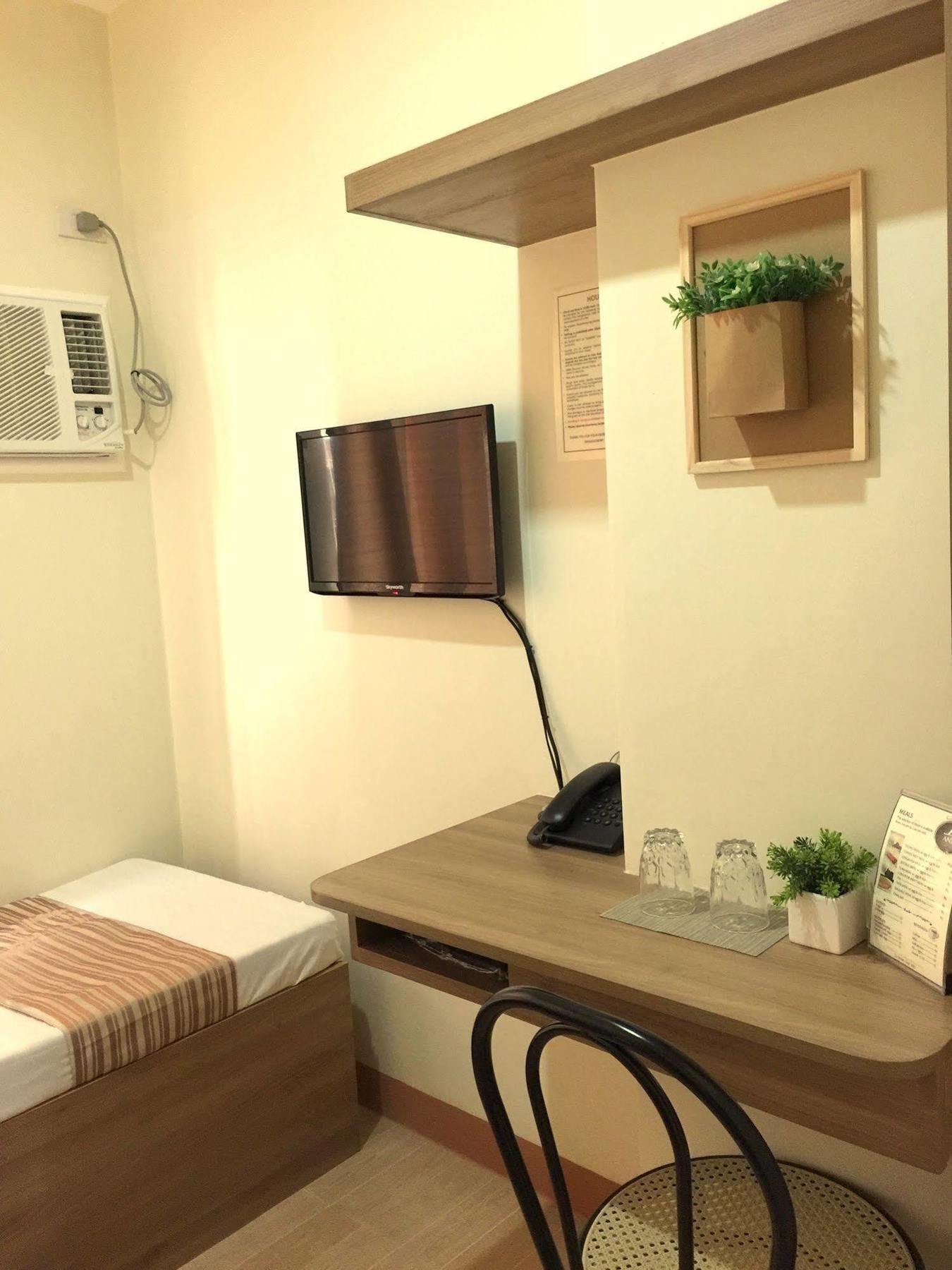 Anri House Hotel 2*