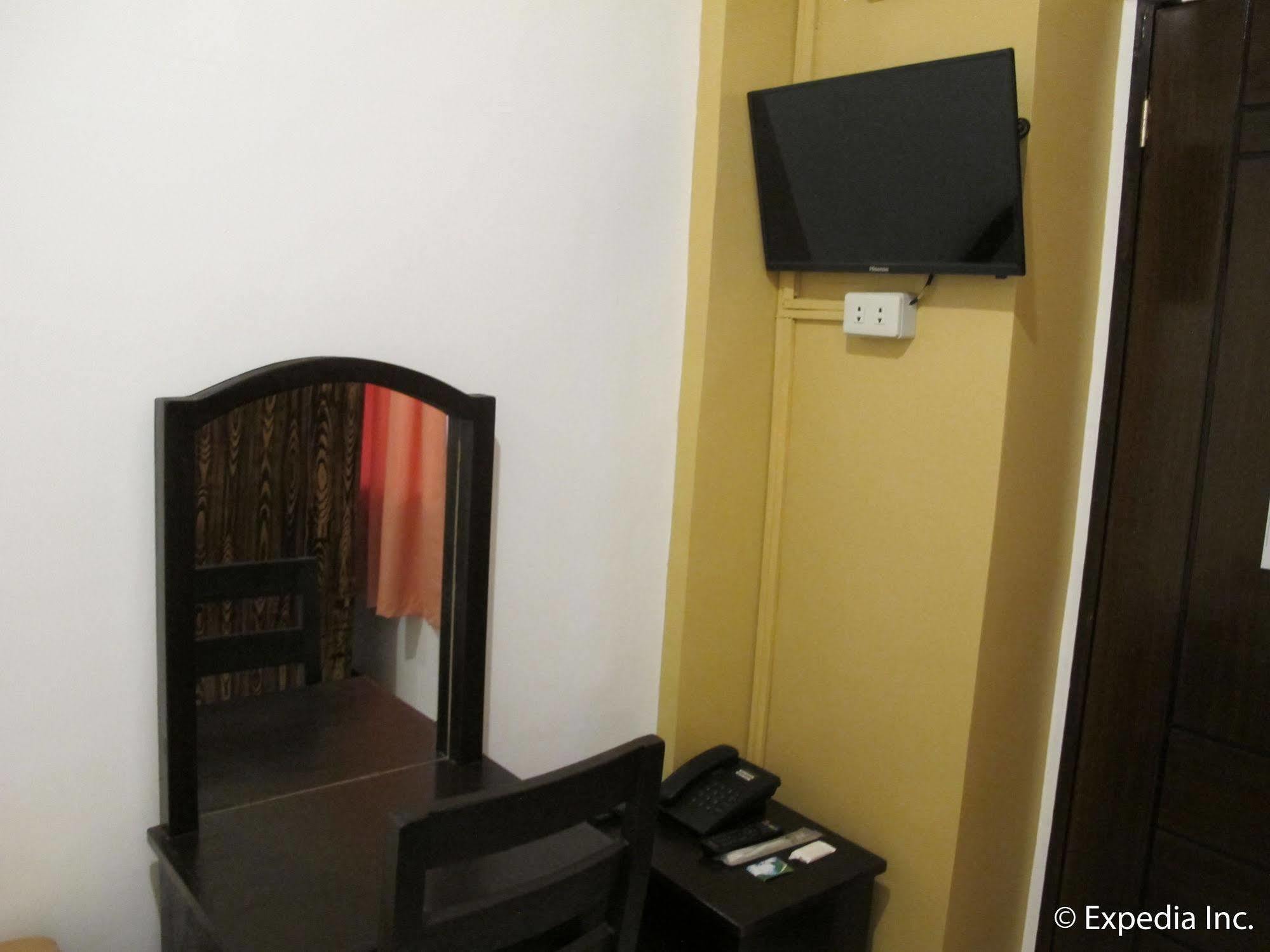 bahay-panuluyan Amax Cebu 3*