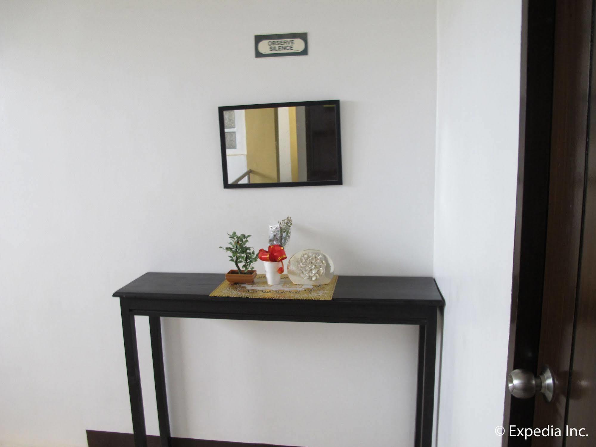 Amax Cebu 3*