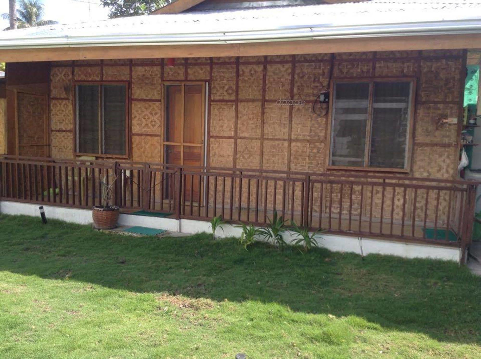 Cronin Bed & Breakfast Oslob