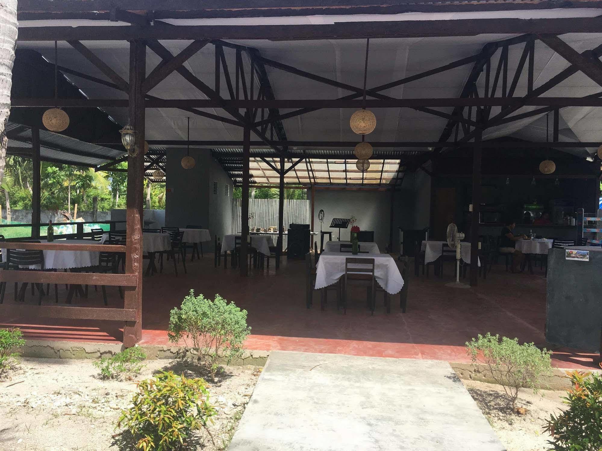 La Playa Estrella Resort