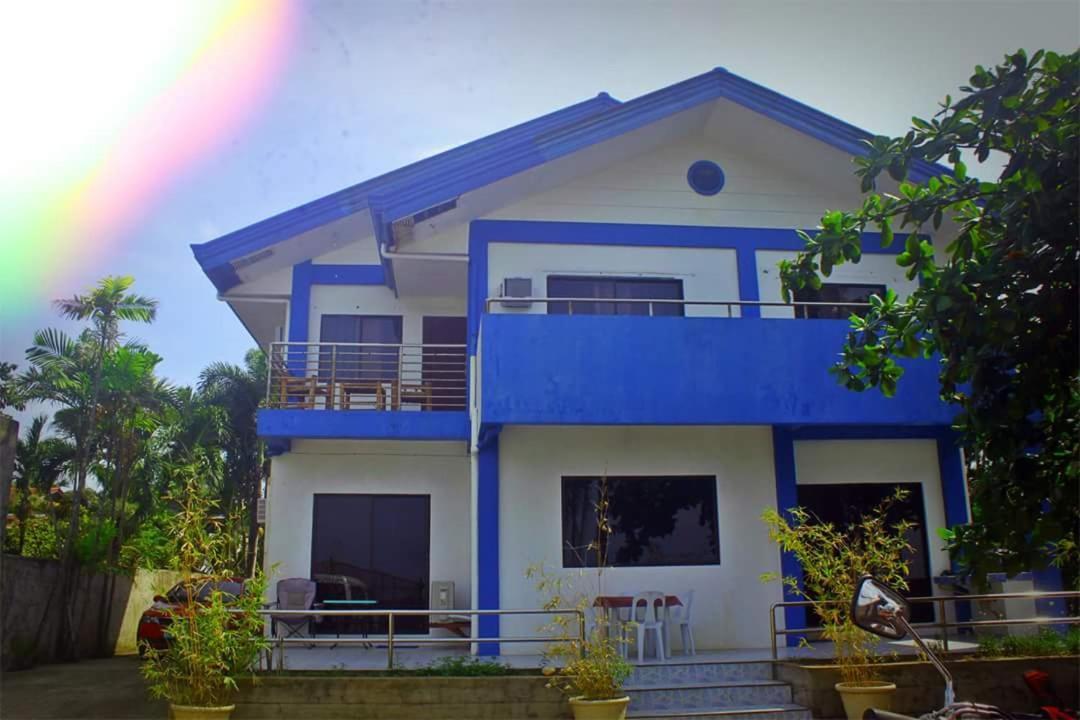 Bonbon Beach House * Catarman (Visayas)