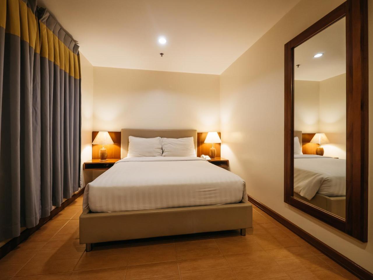 The Well 2* Cebu