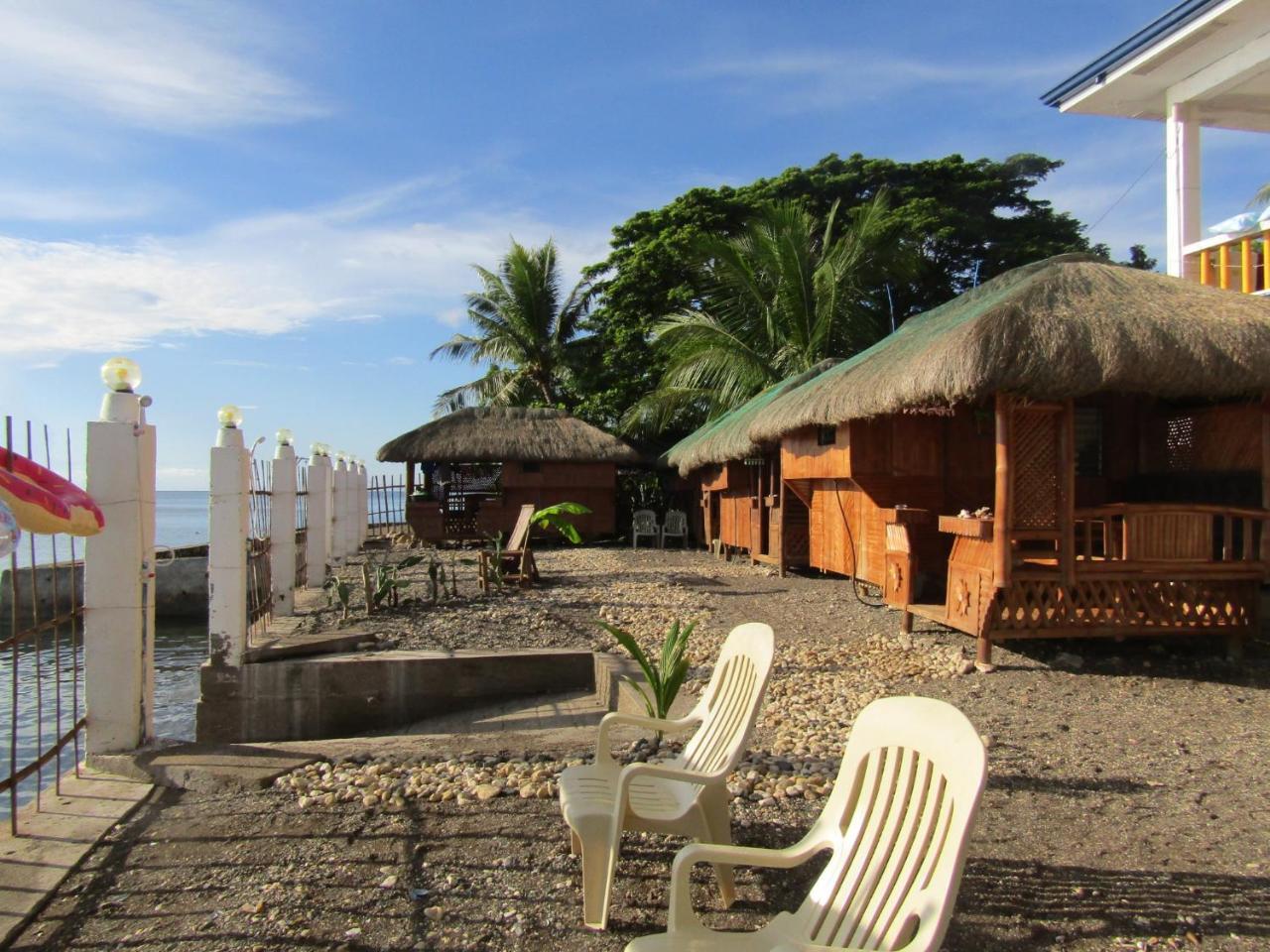 Bamboo Village On The Beach Guest house 2*
