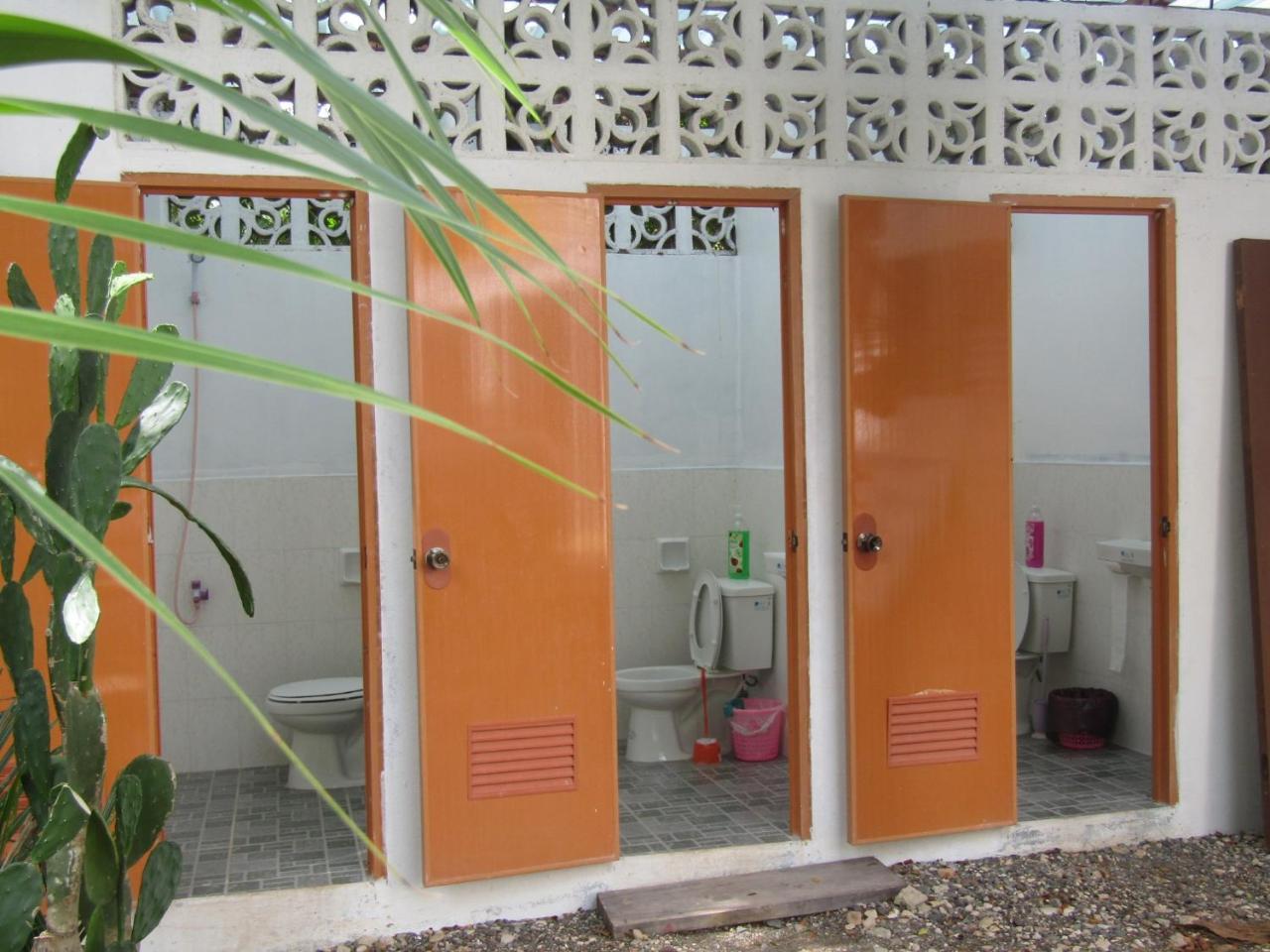 Bamboo Village On The Beach Guest house Catmon