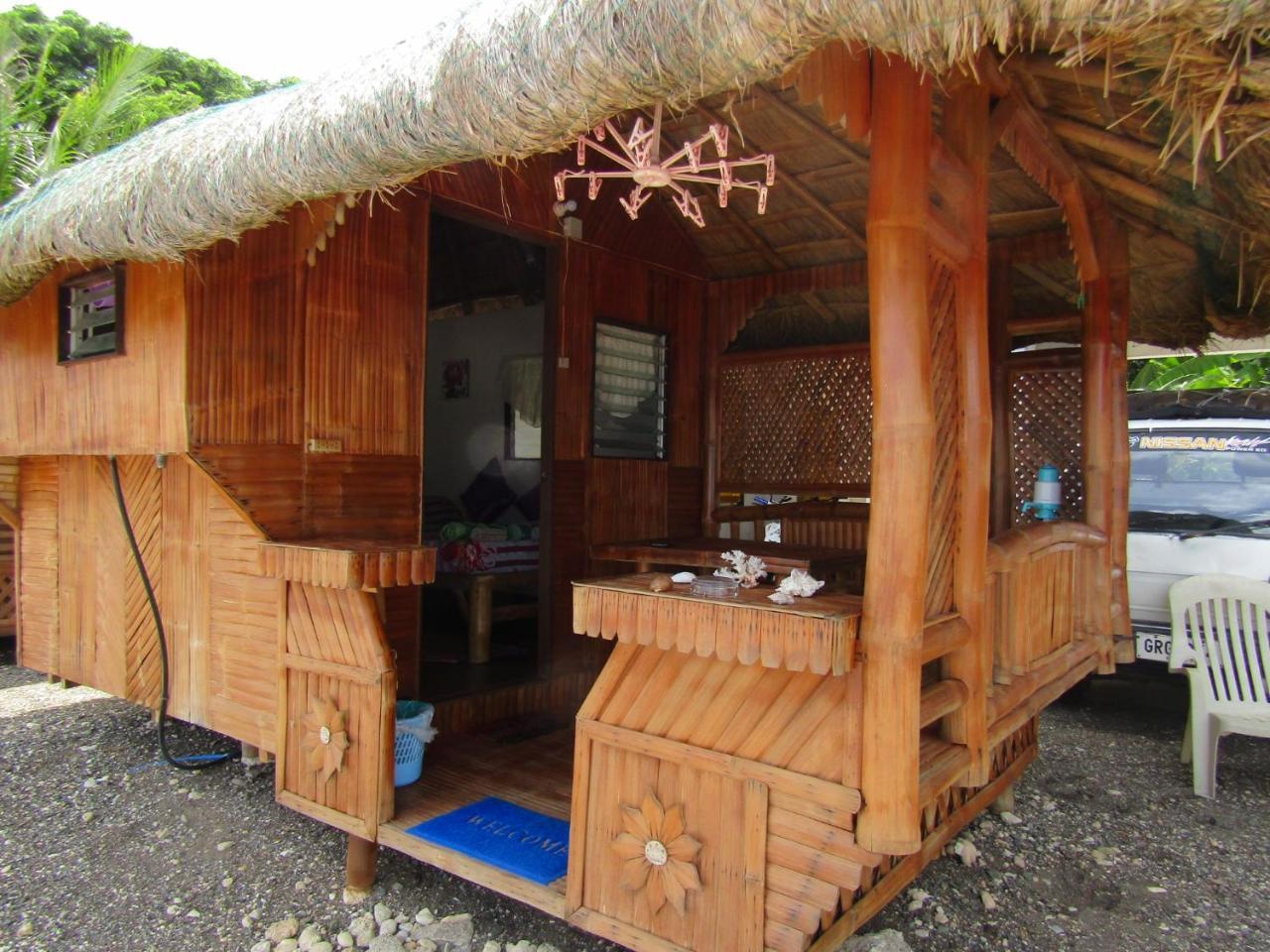 Bamboo Village On The Beach Guest house Catmon
