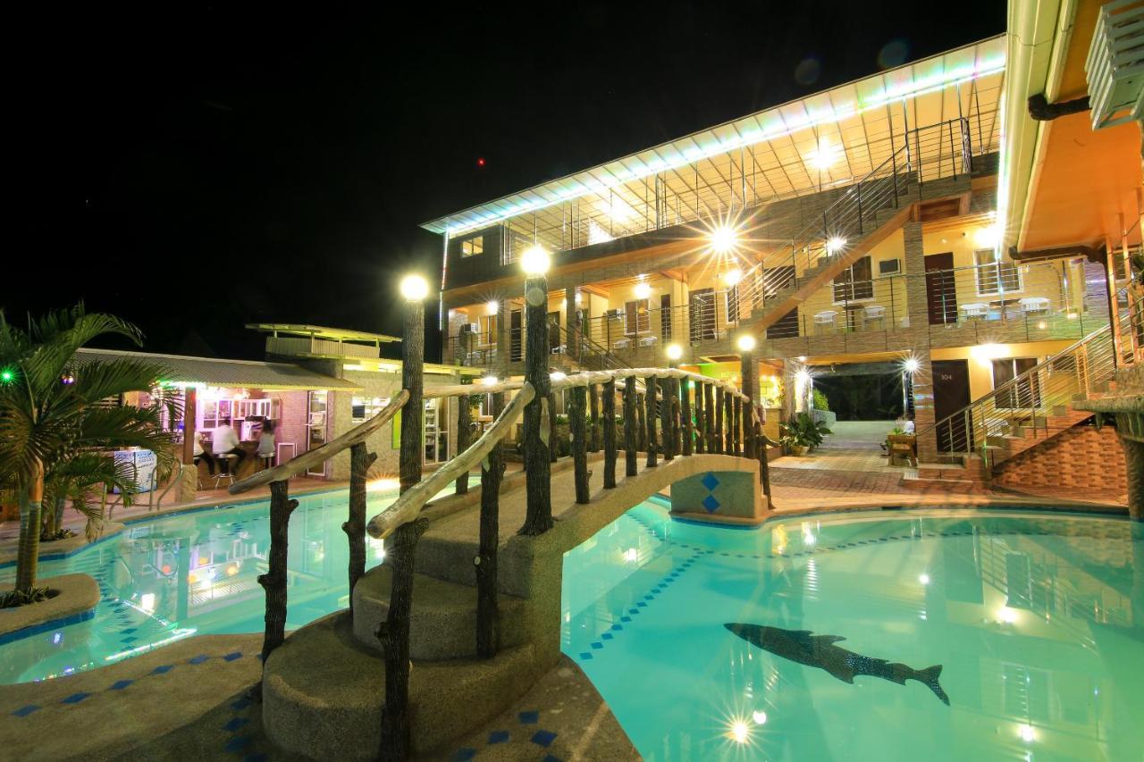 Gingging And Hotel 3*