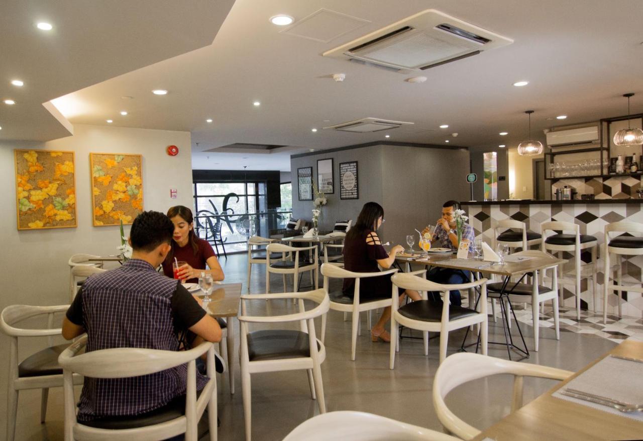 Hotel Cebu Hotel Plus Cebu
