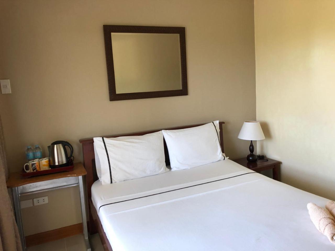 Starlight Hotel 2*