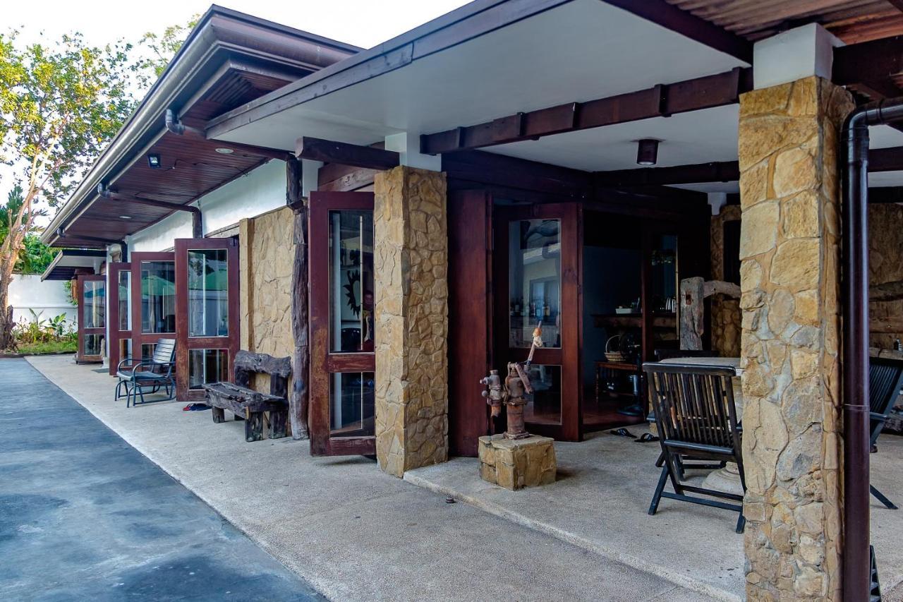 Hostel Ayo Homtel