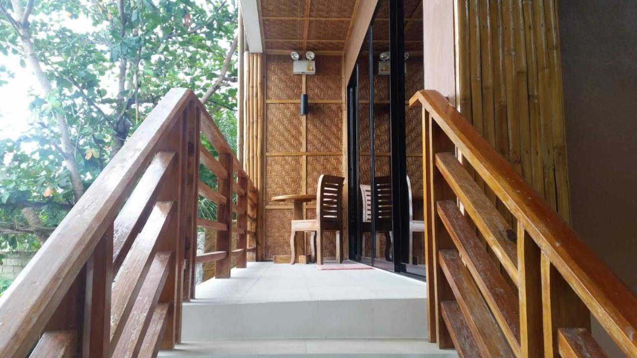 Aj's Place * Oslob