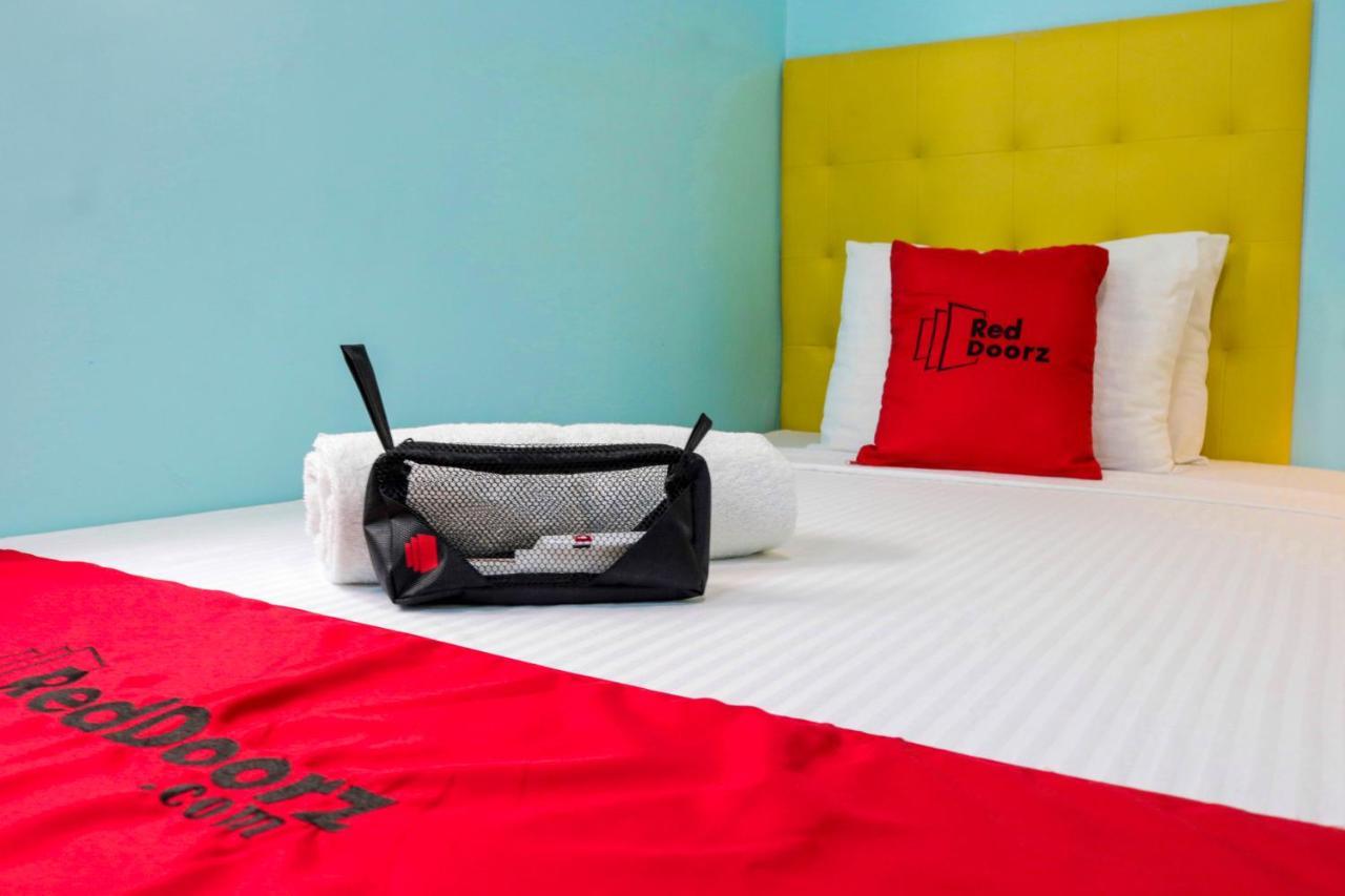 Reddoorz New Era Budget Mandaue Former Reddoorz Near Uv Mandaue Hotel 3*