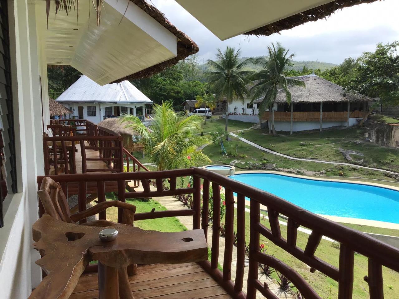 Cuestas And Restaurant Resort *