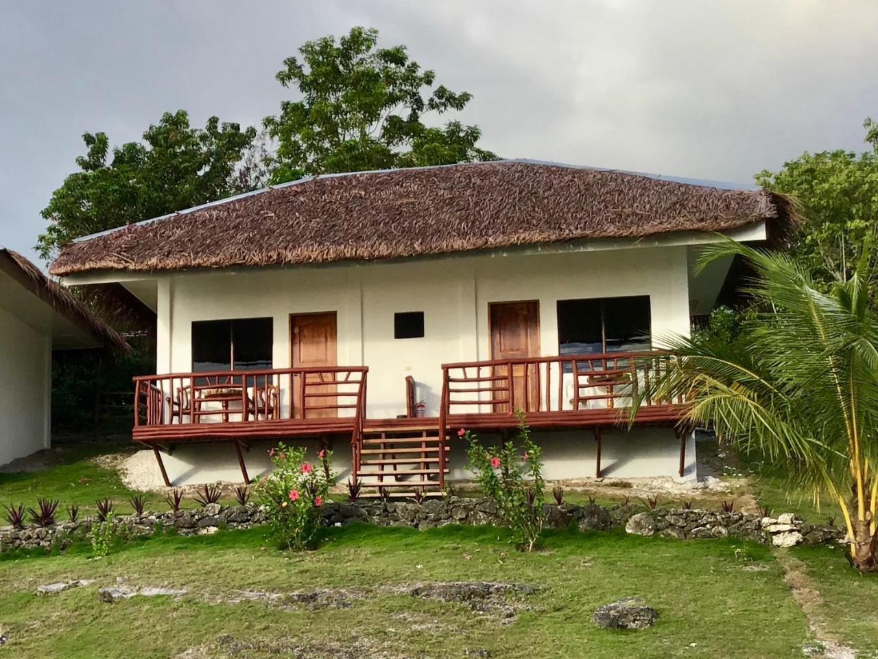Cuestas And Restaurant Resort *