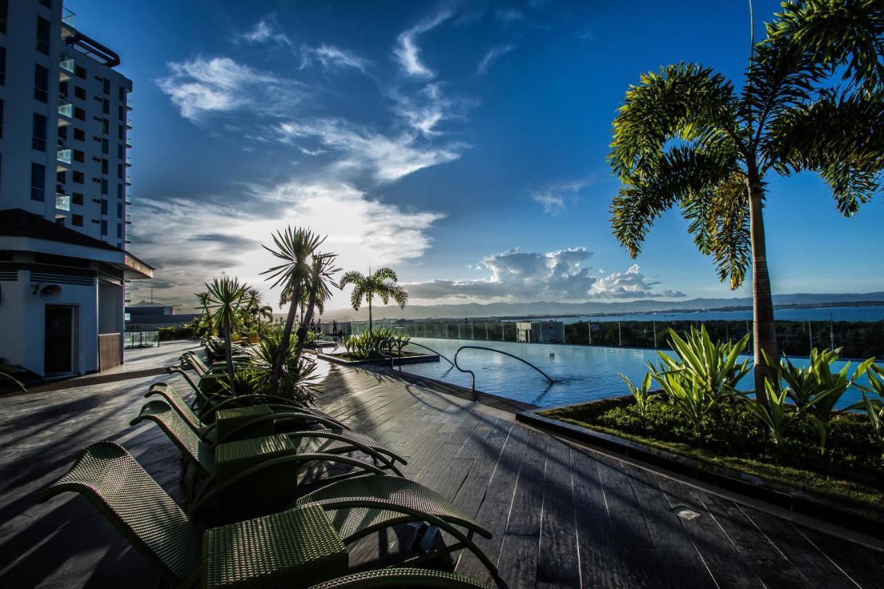 C Suites At Mactan Newtown