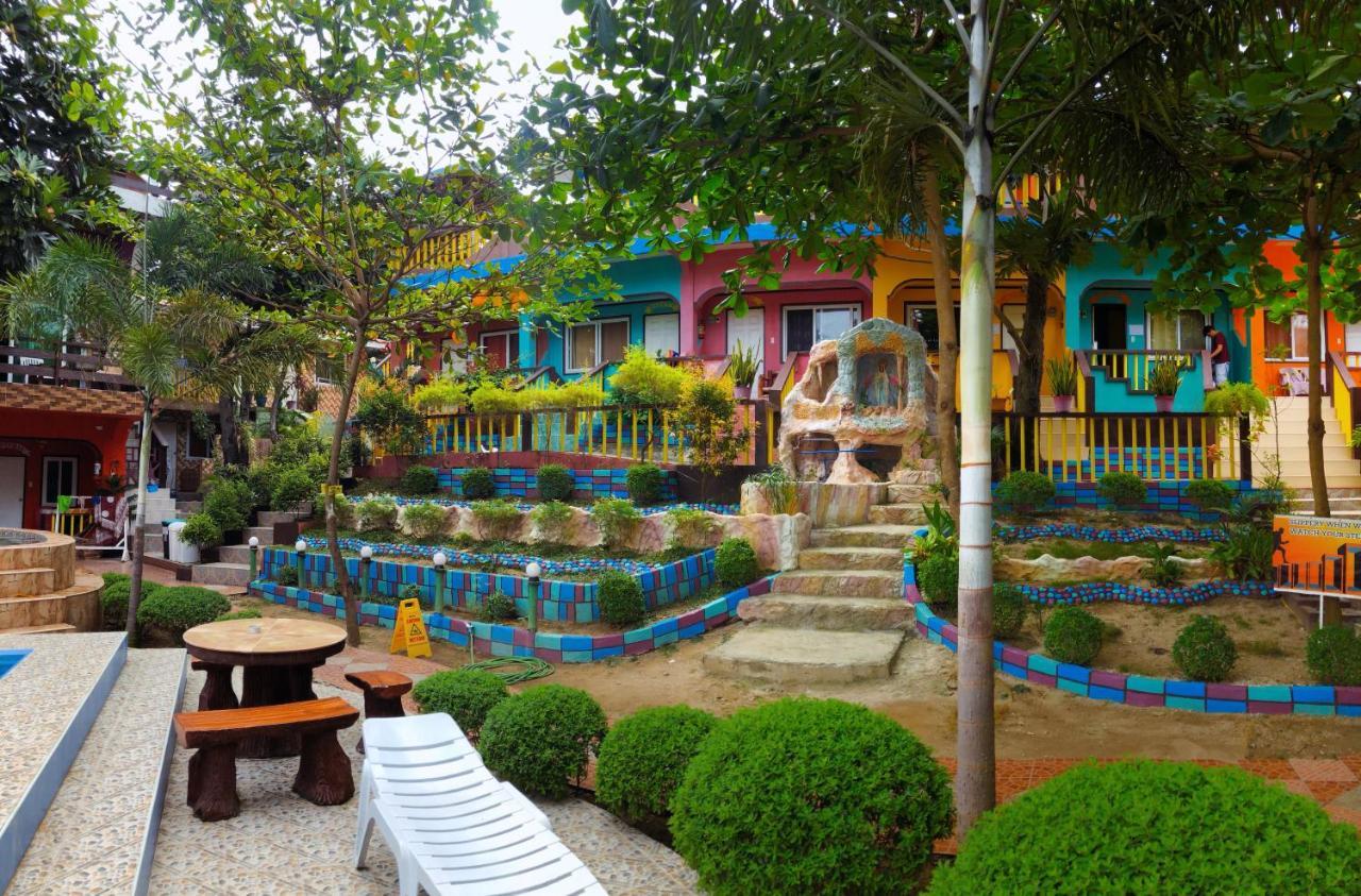 Romantic Place Hostel Logon