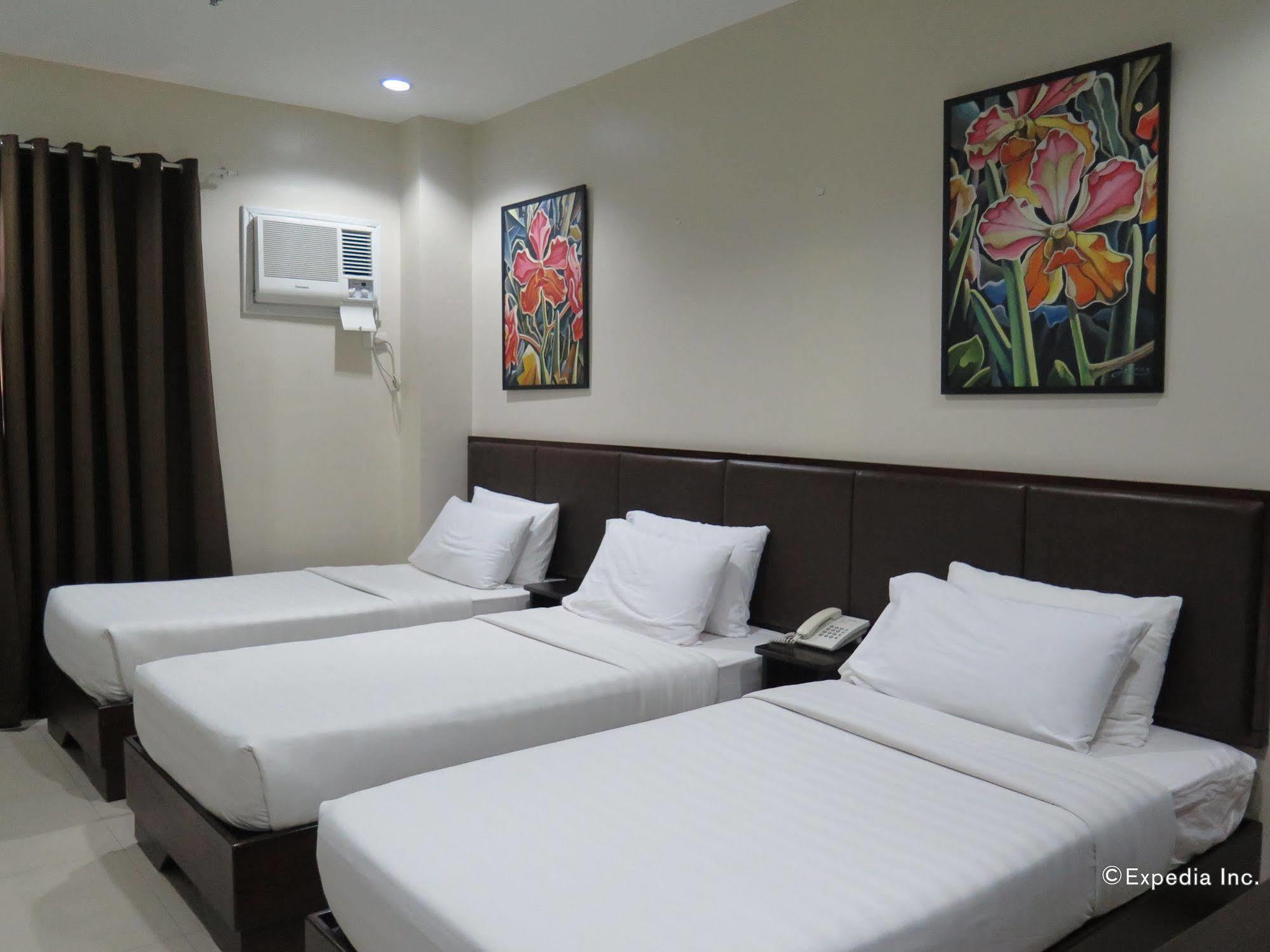 Hotel Main & 2*