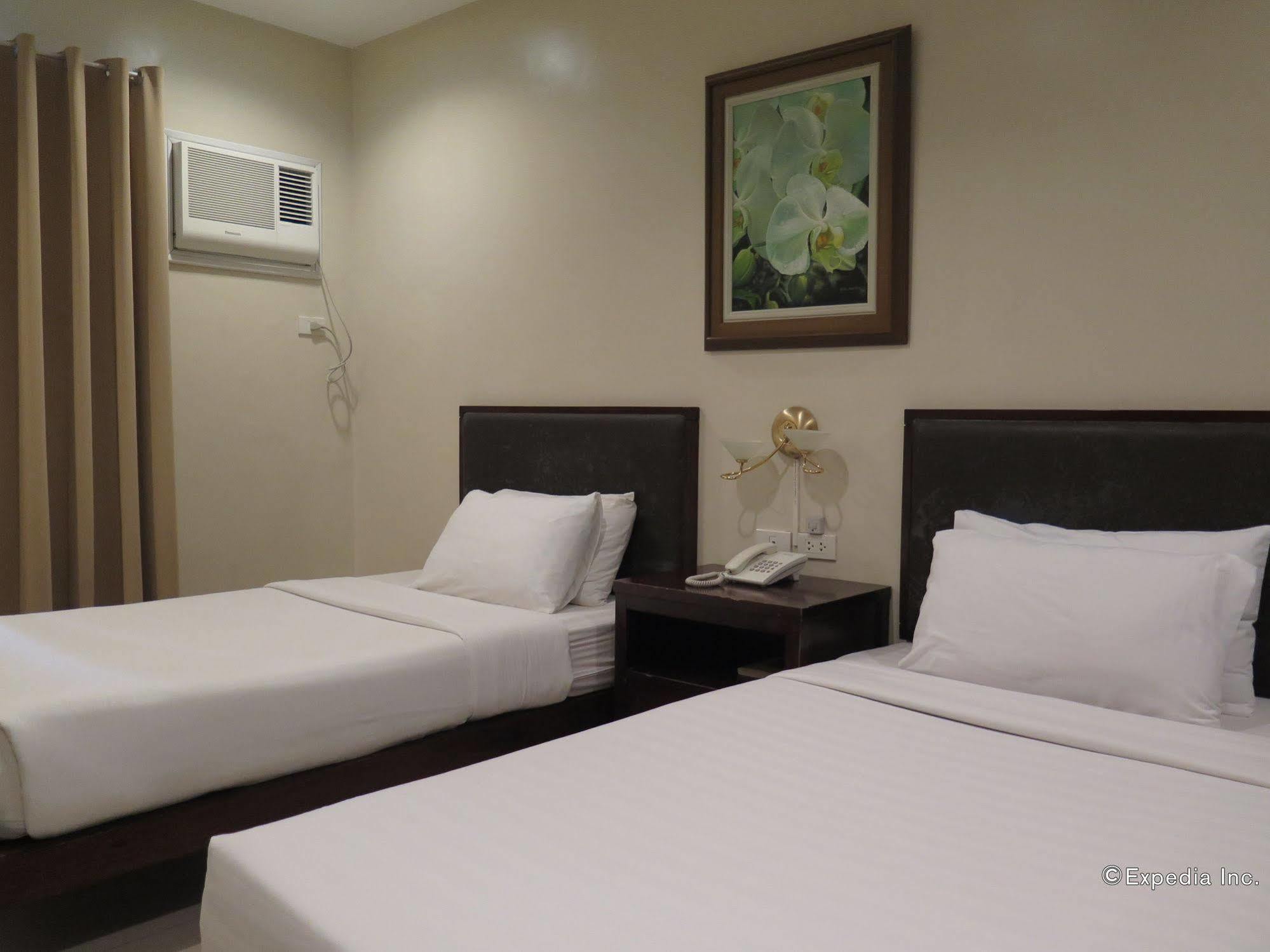 Hotel Main & 2*