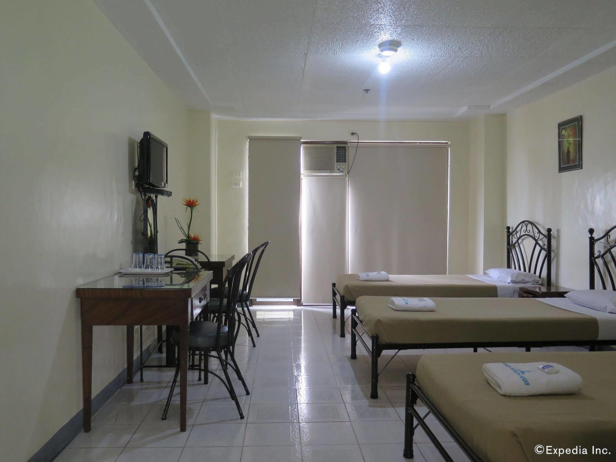 Hotel Fuente House 2*