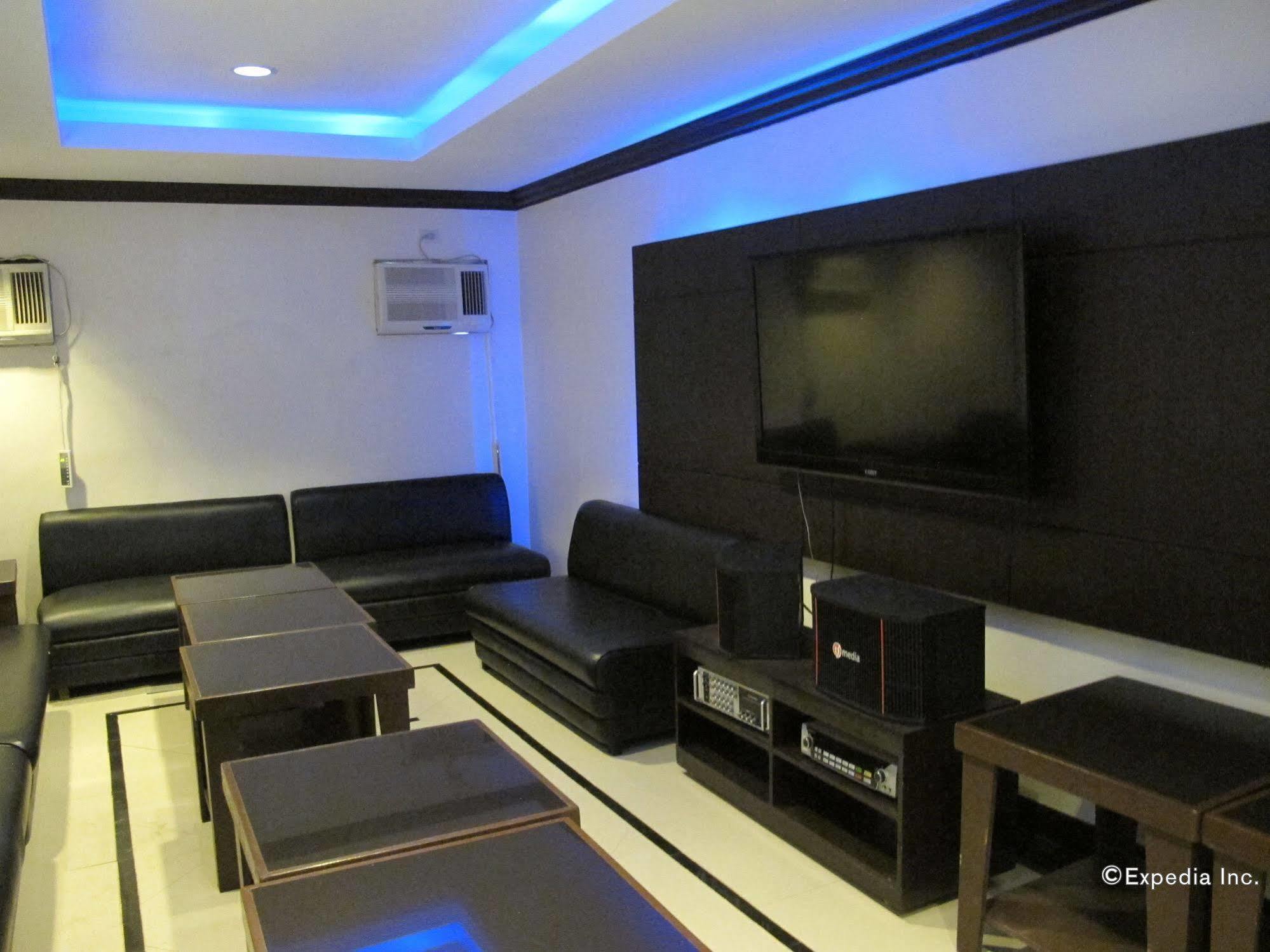 Resort Bluefins 3*