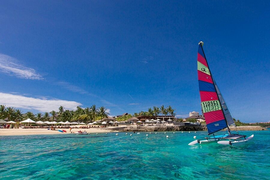 Crimson And - Mactan Island, Cebu Resort 5*