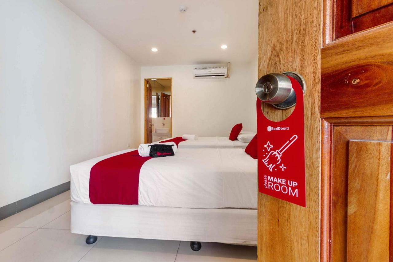 Hotel Reddoorz @ Highway Mandaue