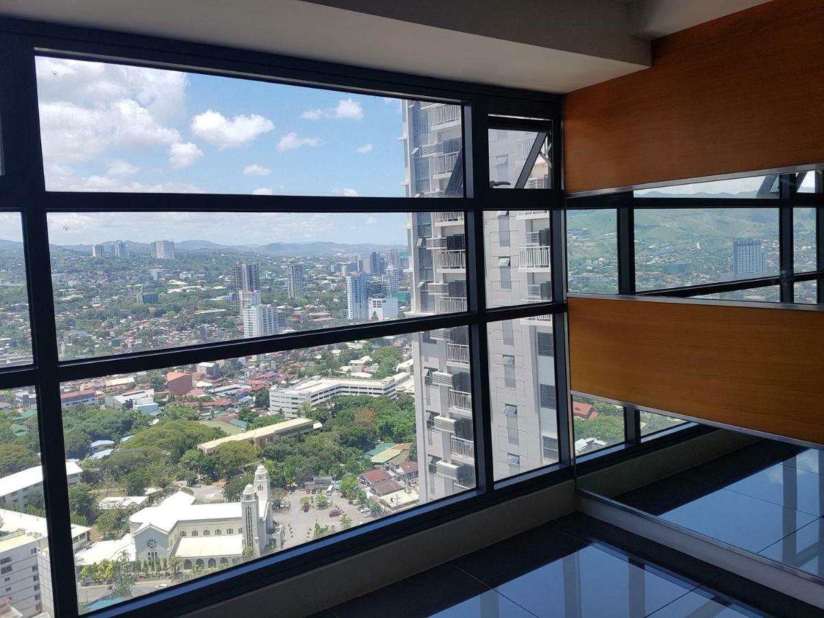Kc 5 At Horizon 101 Cebu