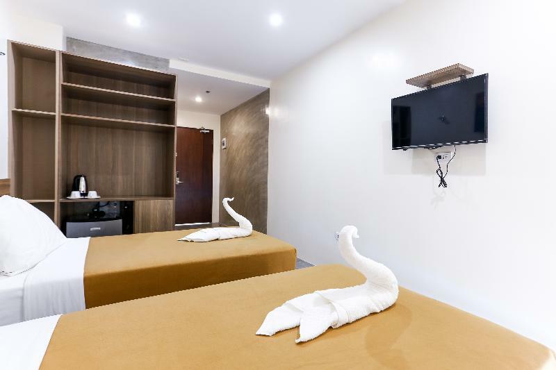 18 Hotel 3*