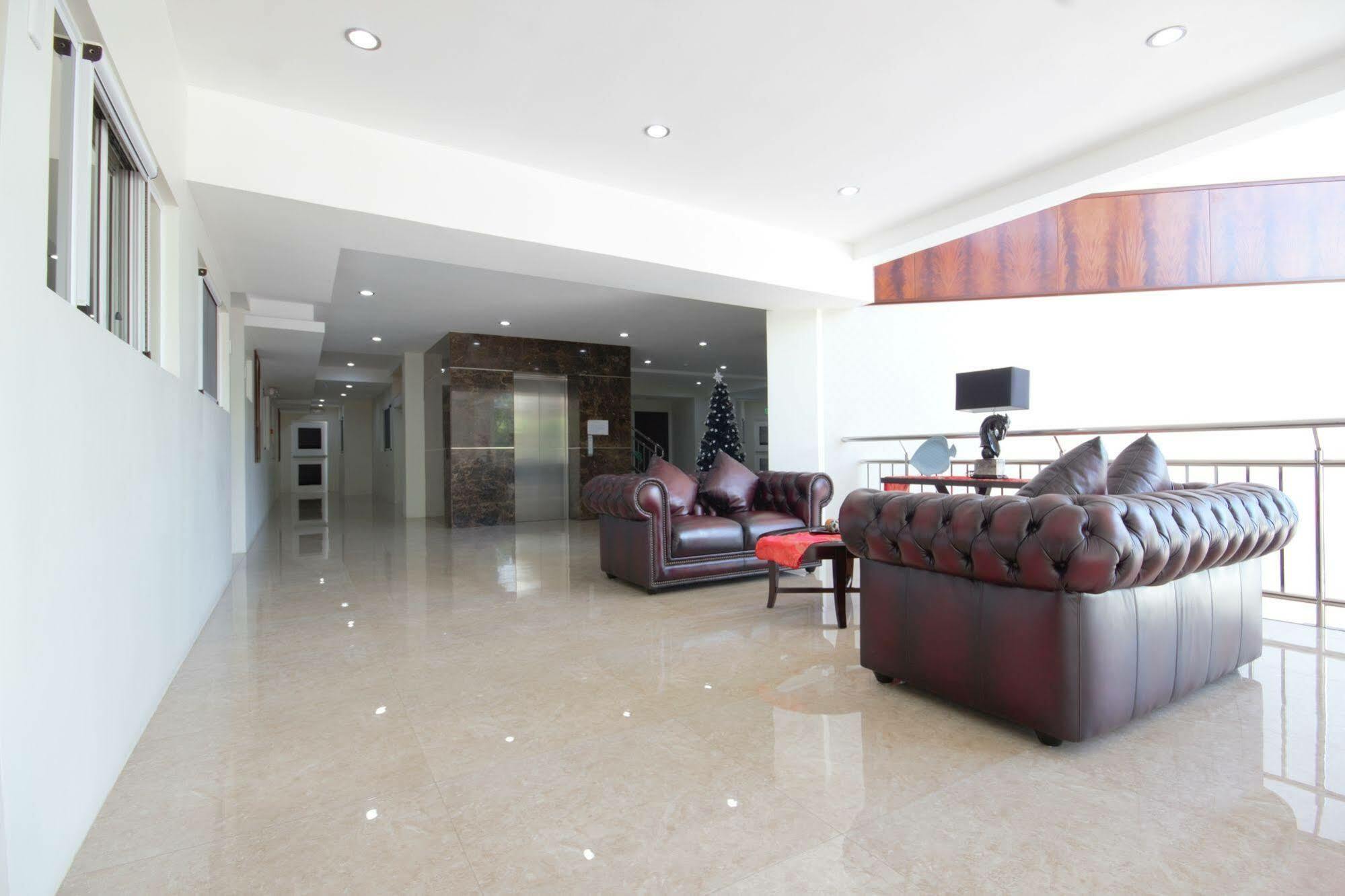 Mactan Resort By 1521 Resort 3*
