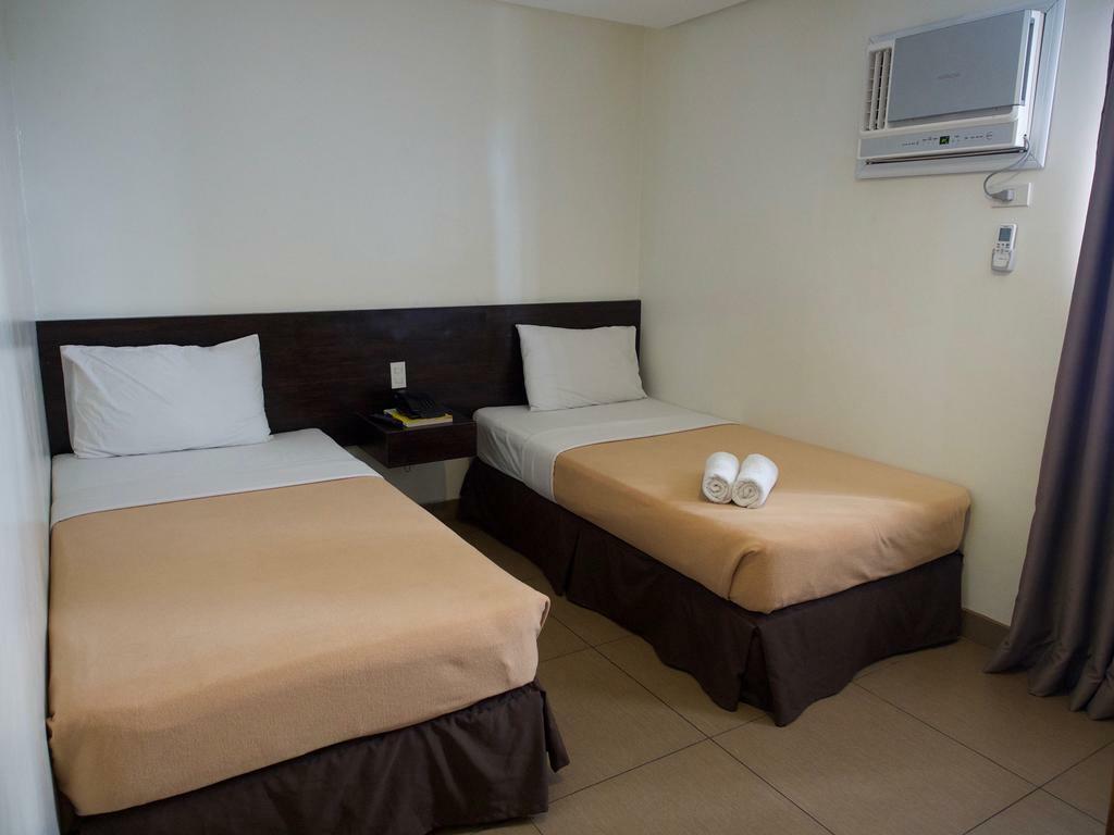 Hotel R Mabolo 3*