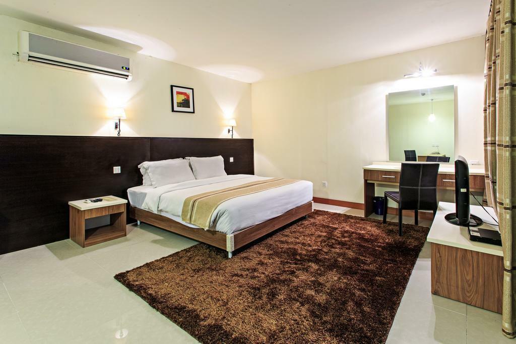 The Orchard & Powered By Cocotel Hotel