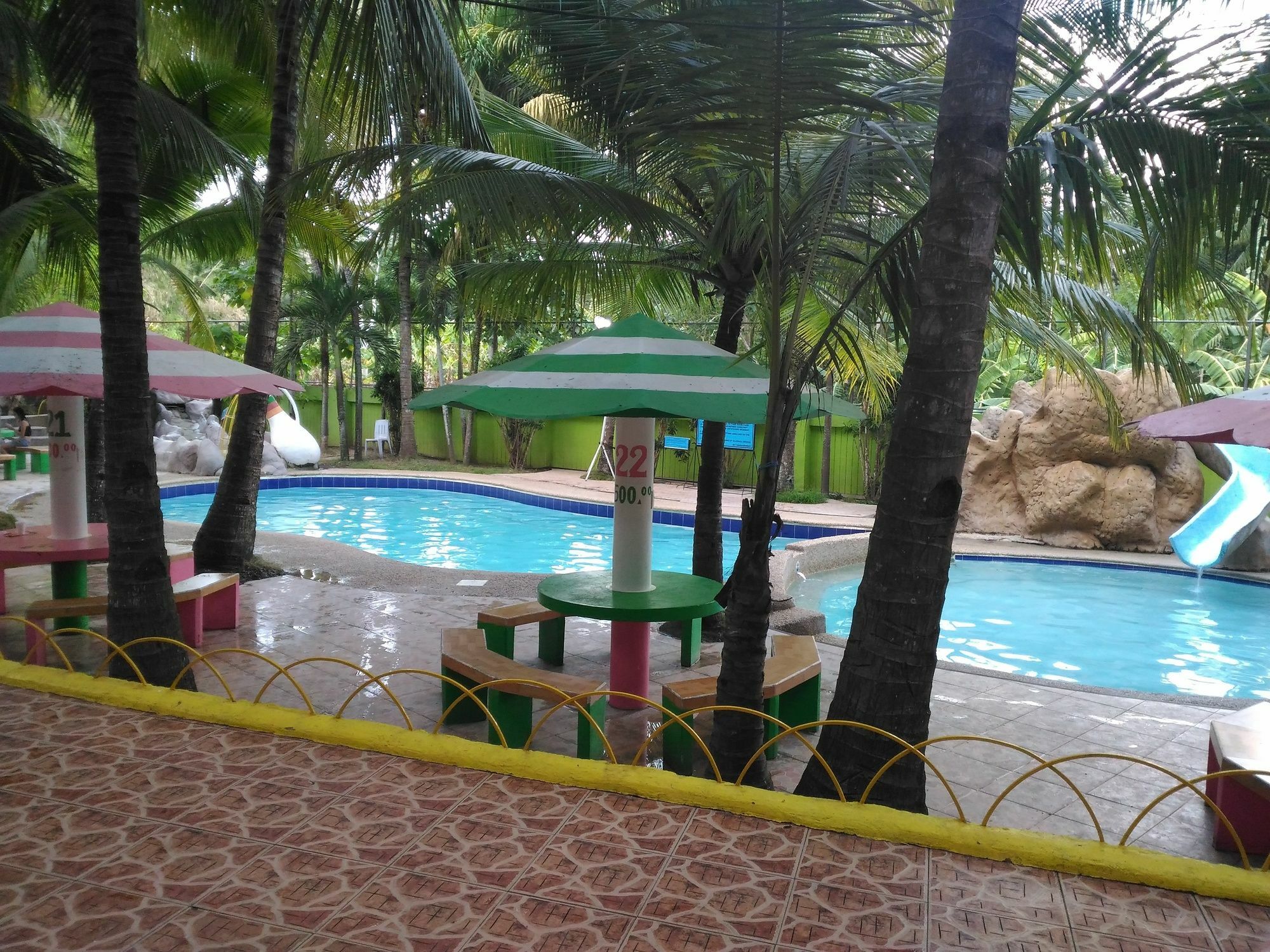 Resort Tubod Flowing Water