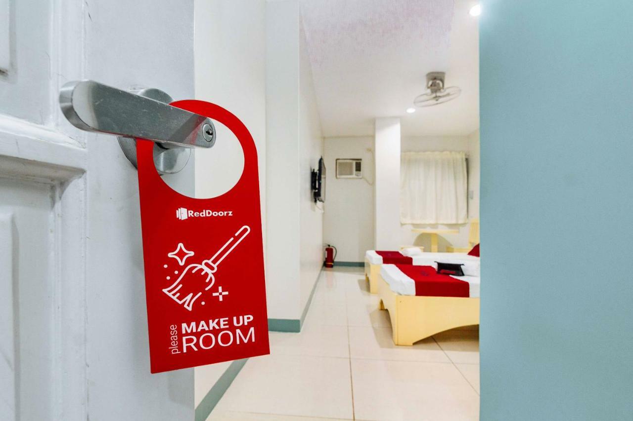 Hotel Reddoorz Near Metropolitan Cathedral 2*
