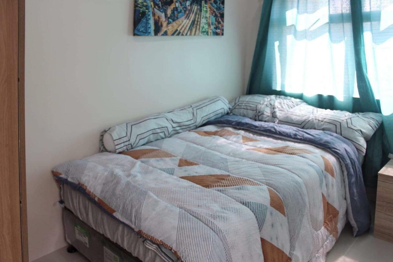 Apartment Midpoint | 1br Near Starbucks And Rustan's