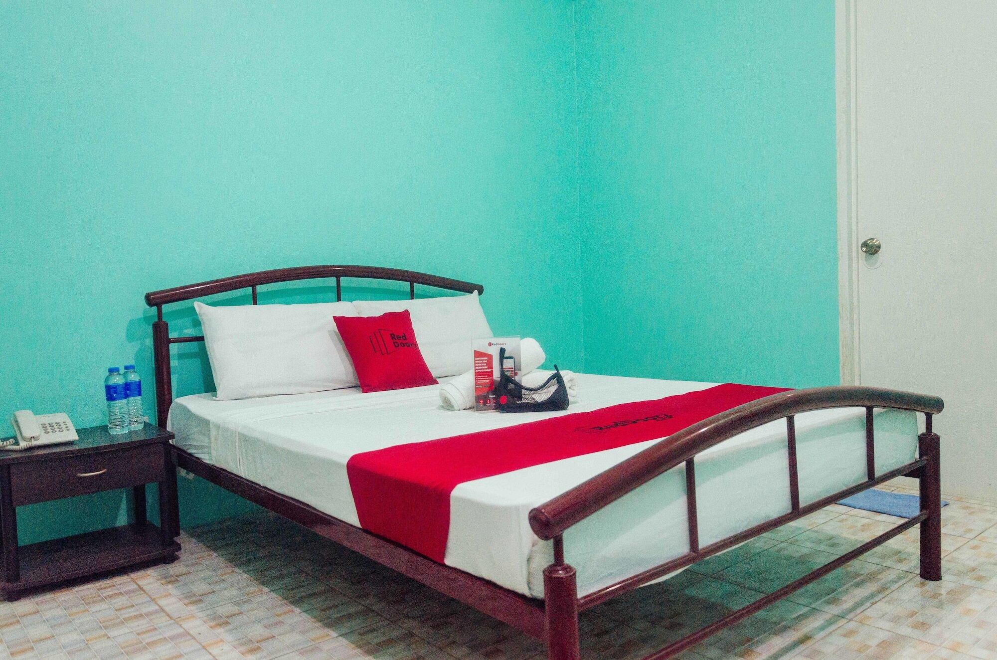 Reddoorz @ V Rama Guest house 2*