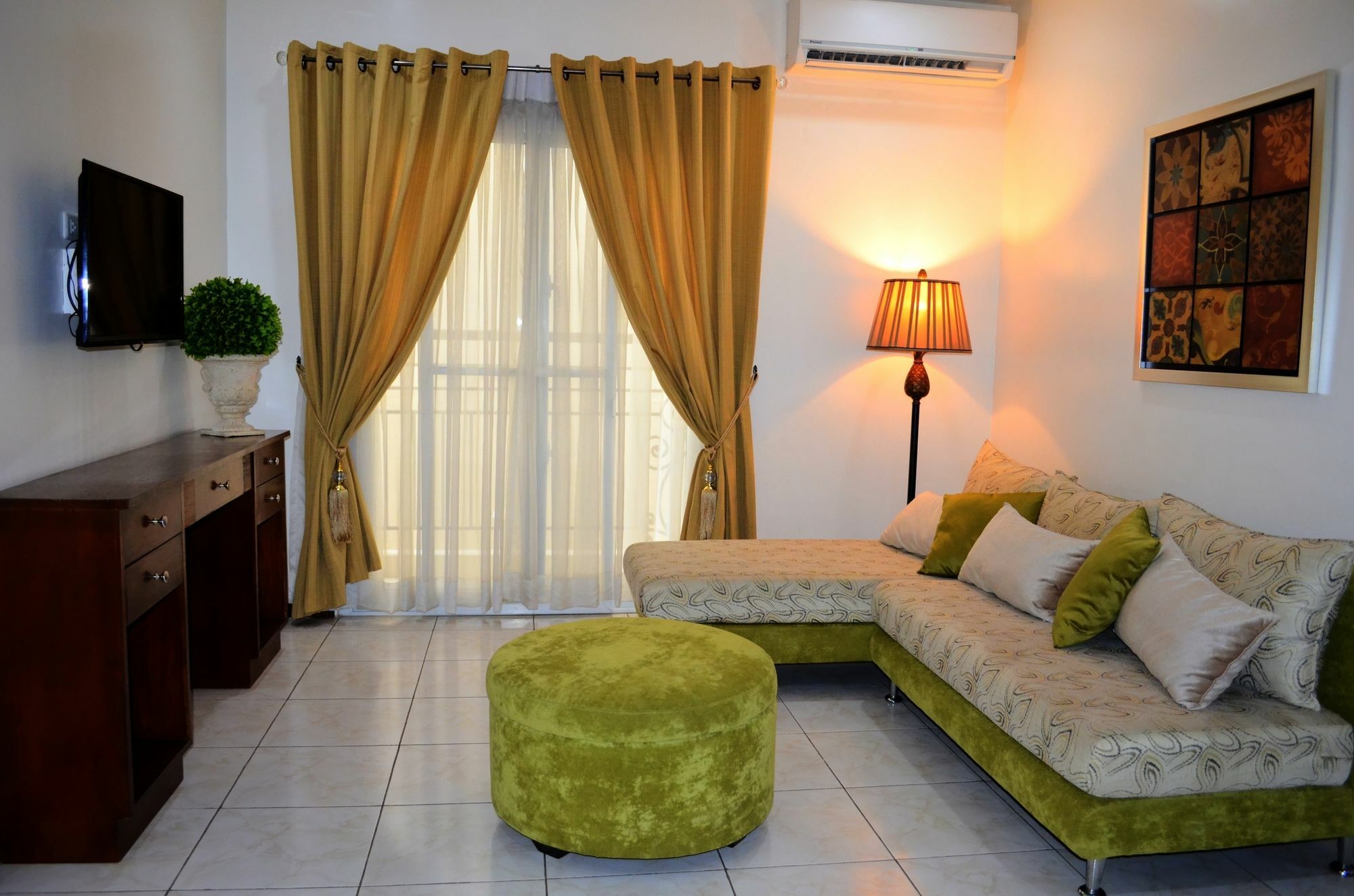 Aparthotel Grand Isabella Residences