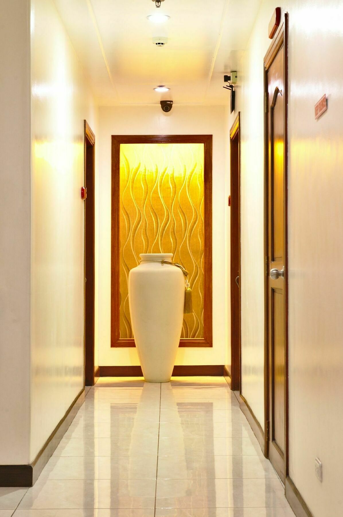 Grand Isabella Residences Aparthotel