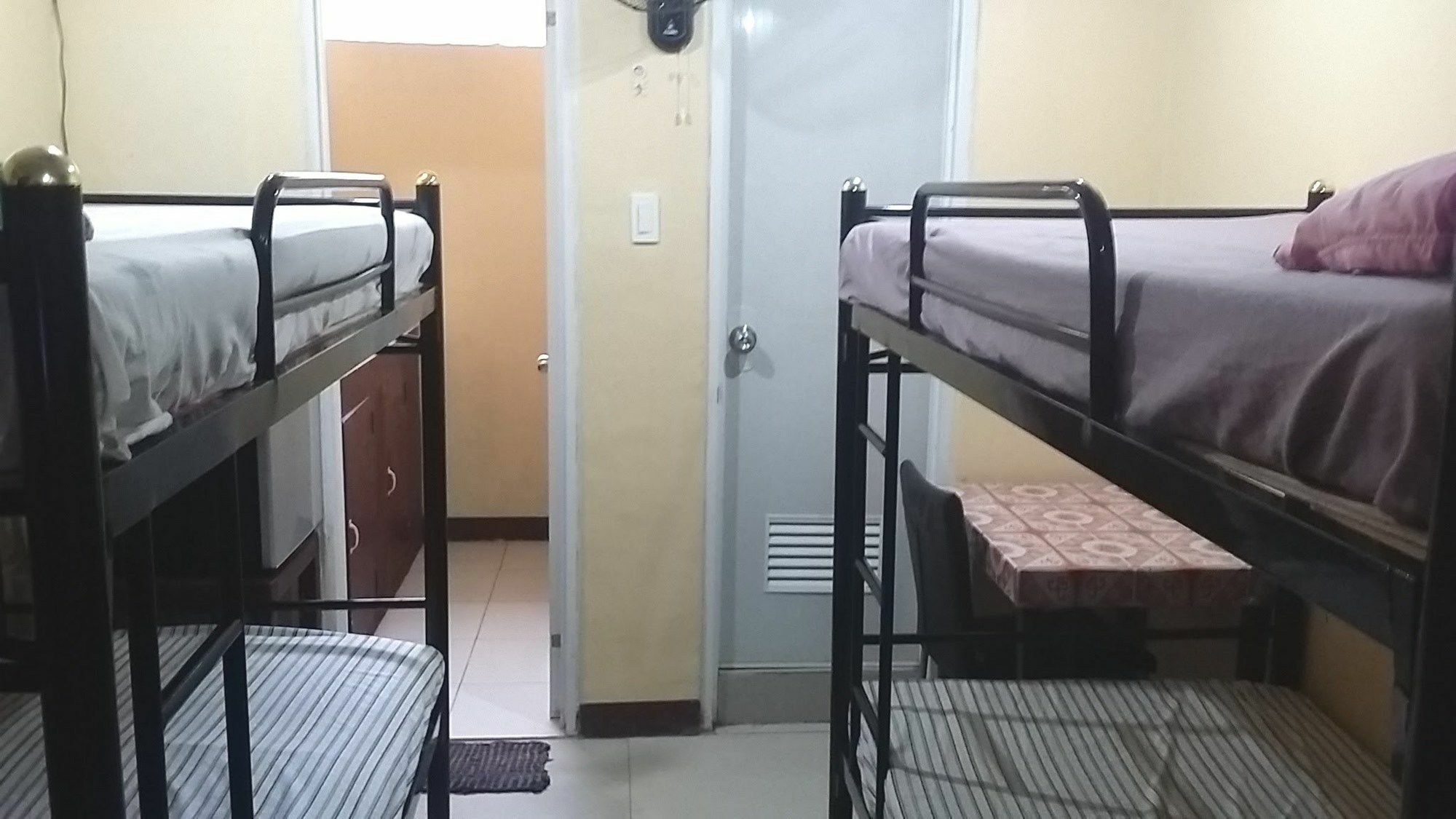 Garces Budget Apartelle