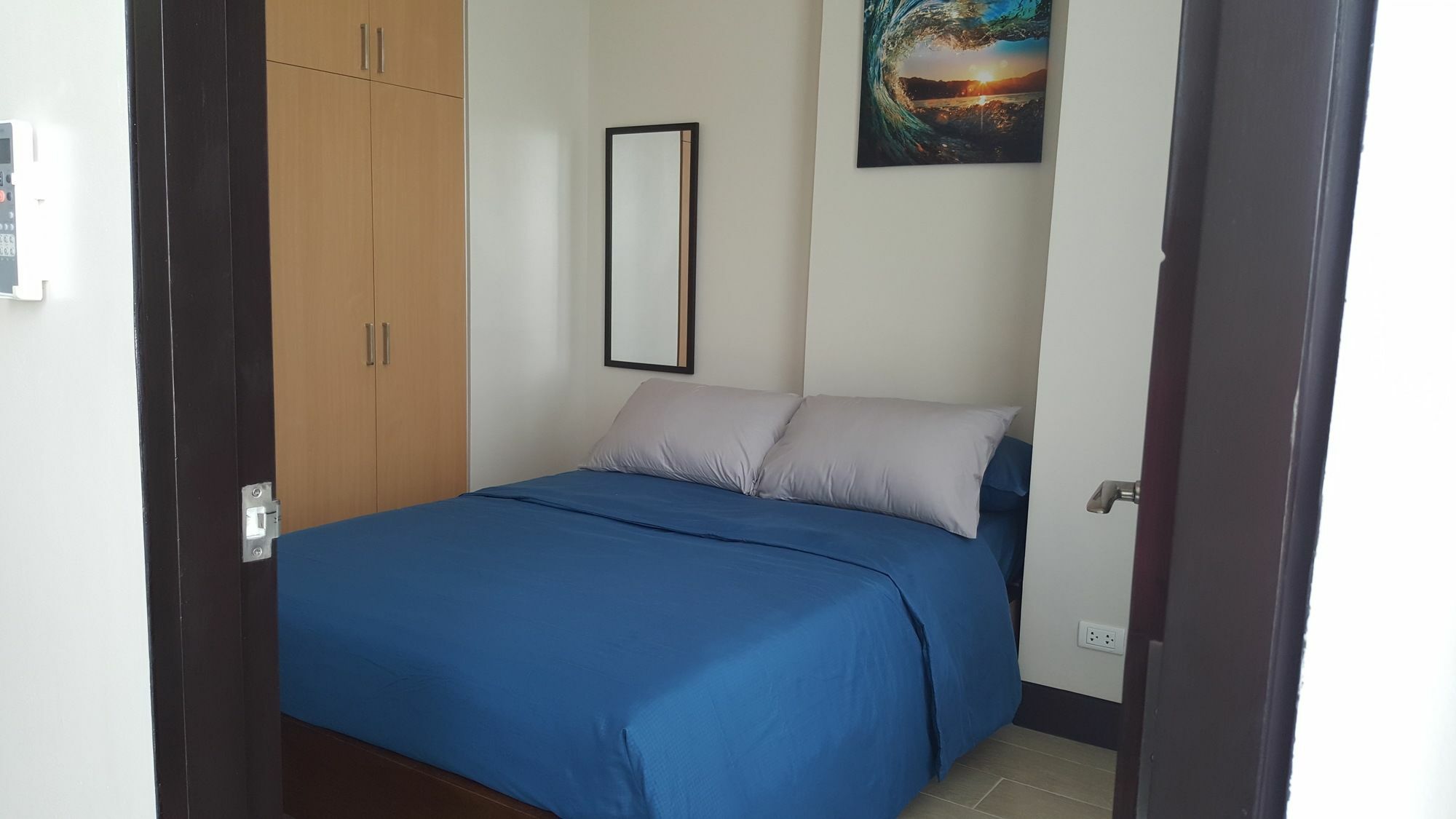 8 Newtown Boulevard * Lapu-Lapu City