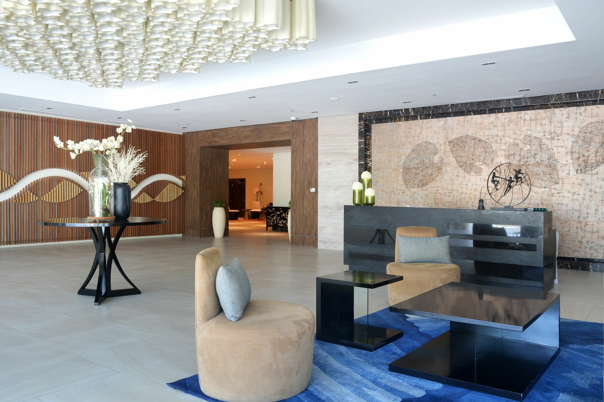 8 Newtown Boulevard Apartment Lapu-Lapu City