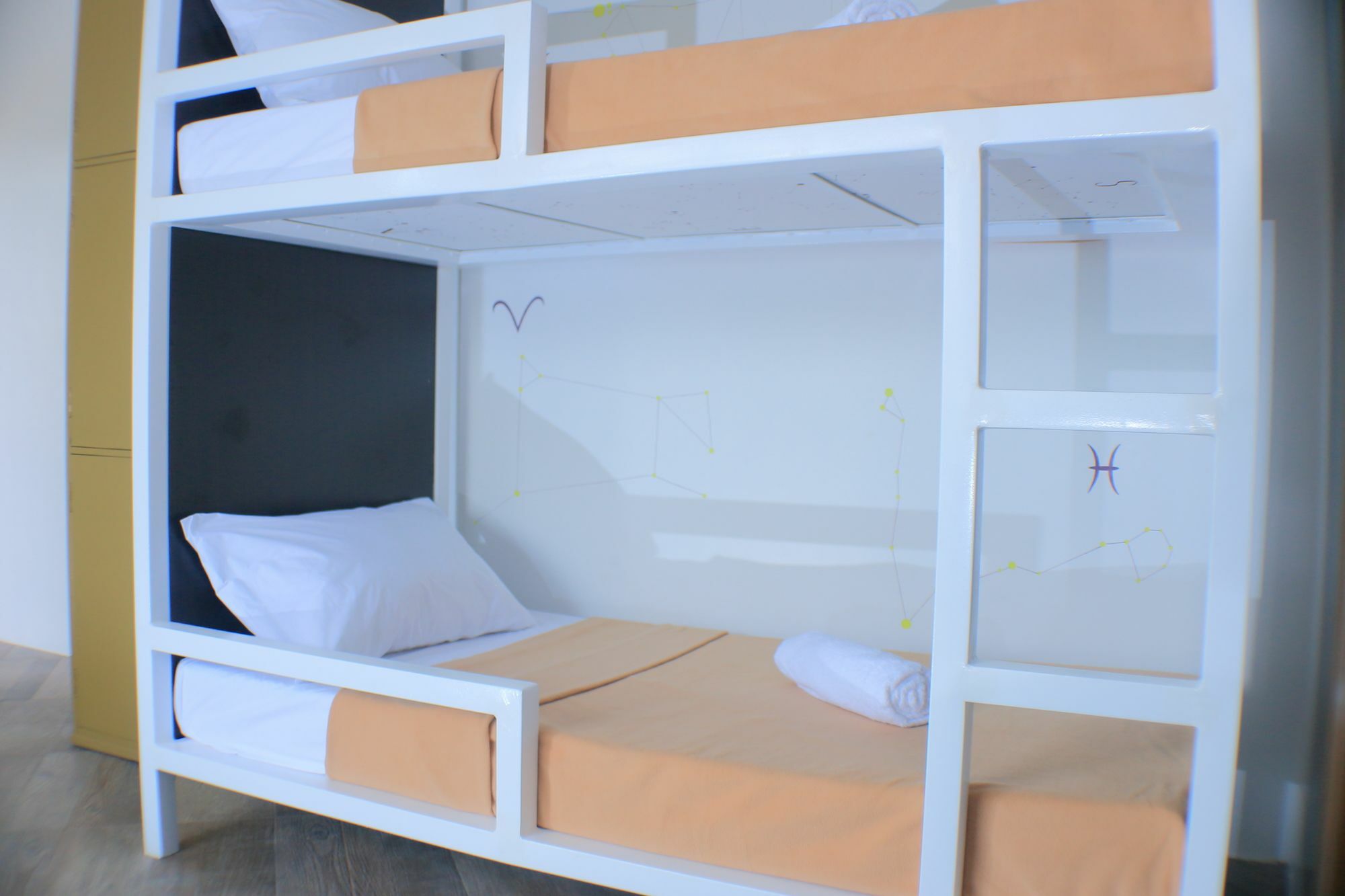 1521 Hostel