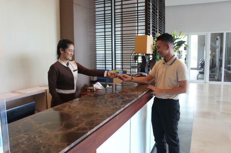 La Mirada Hotel 2*